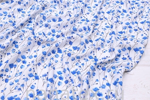 ТКАНЬ ПЛАТЕЛЬНАЯ ШТАПЕЛЬ 1597/200454 Синие цветочки