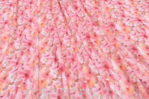 ТКАНЬ ПЛАТЕЛЬНАЯ ВИСКОЗА БАТИСТ 1800/200387 Цветы акварелью