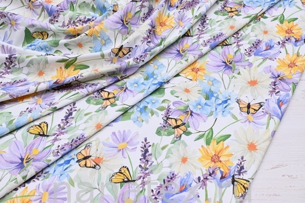 ТКАНЬ ПЛАТЕЛЬНАЯ ХЛОПОК стрейч 6020/200364 Сиреневые цветы и бабочки