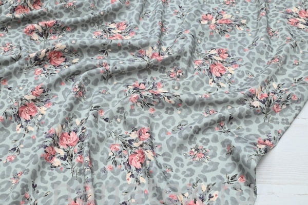 ТКАНЬ ПЛАТЕЛЬНАЯ ВИСКОЗА ТВИЛ 1430/200038 Мятный леопард с цветами