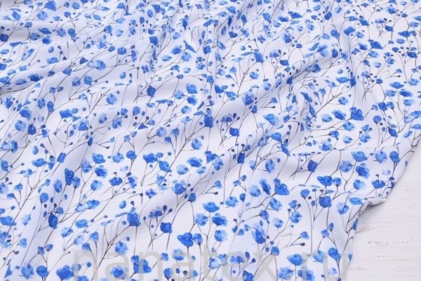 ТКАНЬ ПЛАТЕЛЬНАЯ ВИСКОЗА БАТИСТ 1800/200400 Синие цветочки