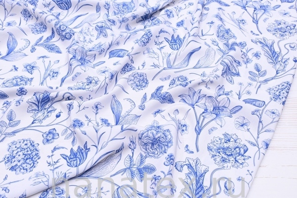 ТКАНЬ ПЛАТЕЛЬНАЯ ШТАПЕЛЬ 1597/200245 Синие цветы на кремовом