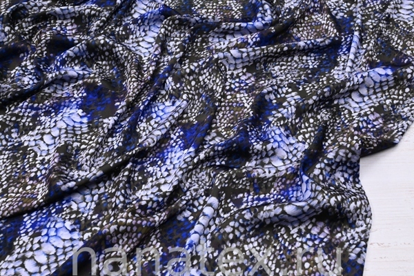 ТКАНЬ ПЛАТЕЛЬНАЯ ШЕЛК искусственный 8570/101431 Змея хаки белый фиолет