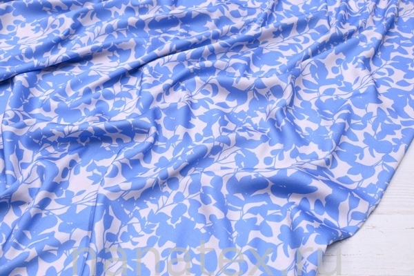 ТКАНЬ ПЛАТЕЛЬНАЯ ВИСКОЗА САТИН стрейч 1330/200501 Веточки голубые